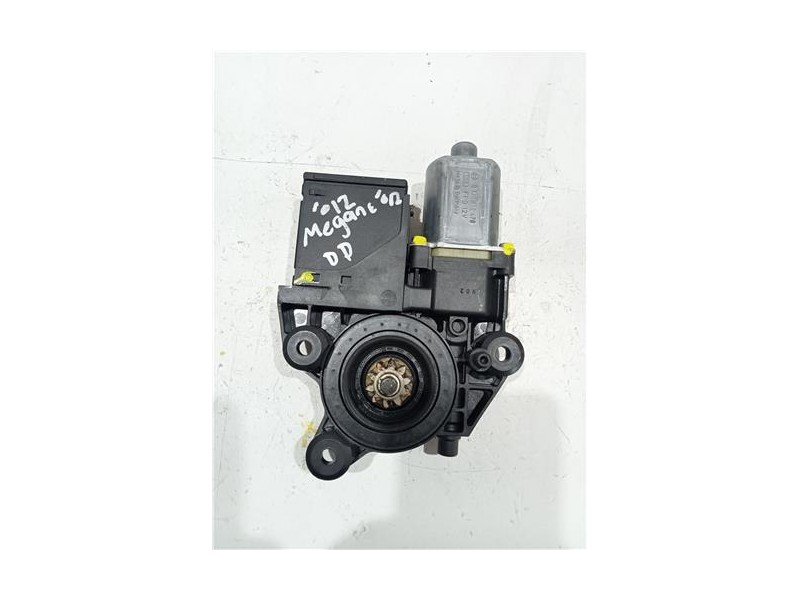 Recambio de motor elevalunas delantero derecho para renault megane iii berlina 5p (2008) 1.5 authentique [1,5 ltr. - 63 kw dci d