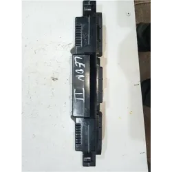 Recambio de mandos climatizador para seat leon (1p1) 2.0 tdi referencia OEM IAM seat leon ii  