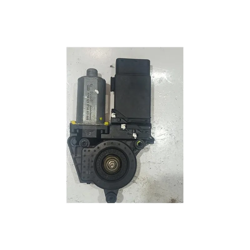 Recambio de motor elevalunas delantero izquierdo para skoda superb berlina (3v3)(03.2015) referencia OEM IAM 105402301 05074205 
