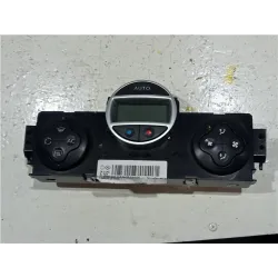 Recambio de mandos climatizador para renault scenic ii (jm)(2003) 1.9 dci (jm12, jm0g) referencia OEM IAM RENAULT SCENIC 06 8200