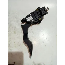 Recambio de potenciometro pedal gas para ford fiesta (cbk)(2002) referencia OEM IAM 6pv00856700  