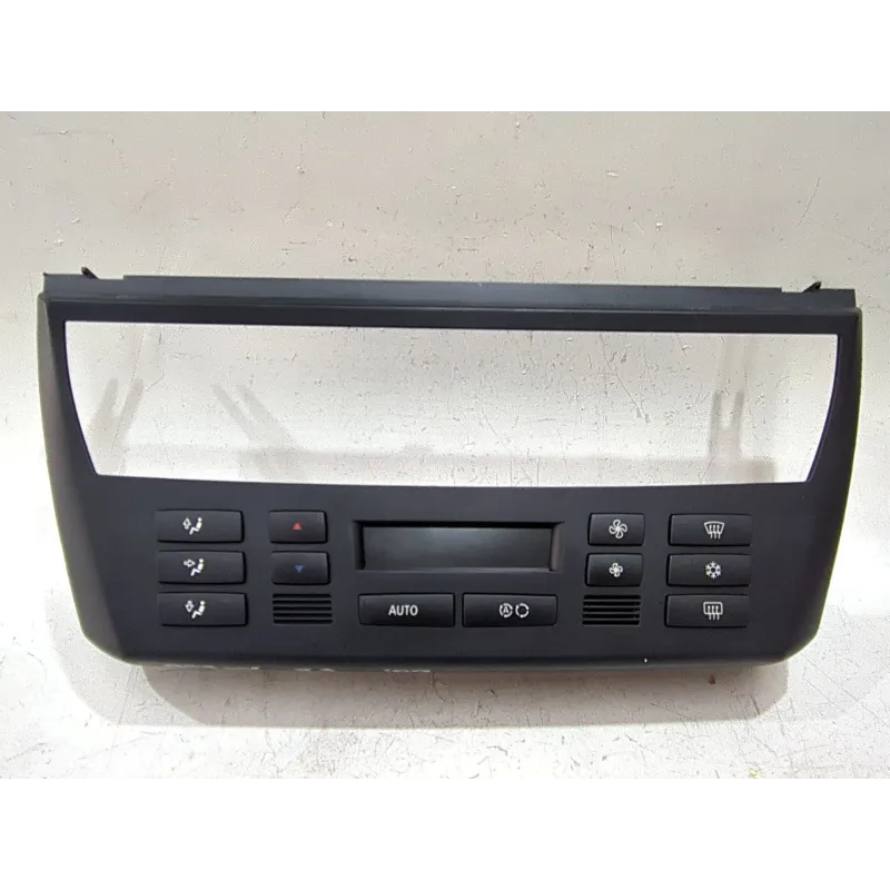 Recambio de mando climatizador para bmw x3 (e83) 2.0 sd referencia OEM IAM 64113452067  
