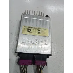 Recambio de centralita para mercedes-benz autobus urbano o-530 referencia OEM IAM 4461700820  