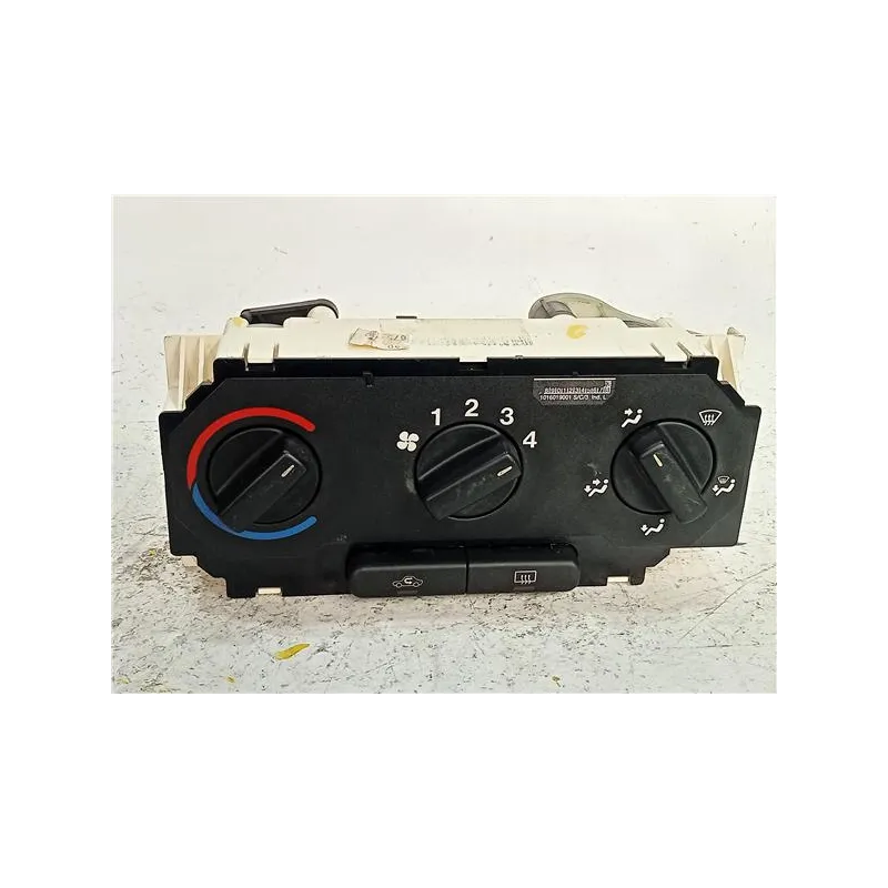 Recambio de mandos climatizador para opel astra g berlina di referencia OEM IAM 90560365 1011720  