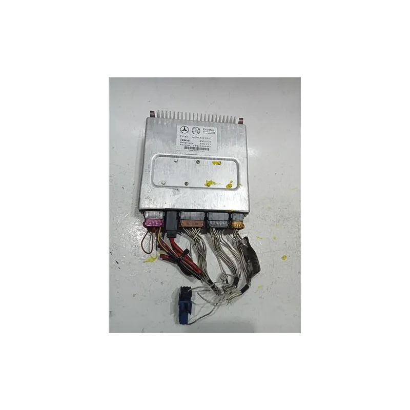 Recambio de centralita para mercedes-benz autobus urbano o-530 referencia OEM IAM A0004460303  