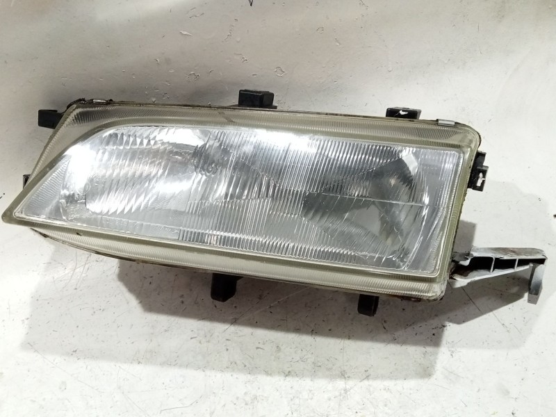 Recambio de faro delantero izquierdo para honda accord vii (cg, ck) 2.0 i referencia OEM IAM 23606700  
