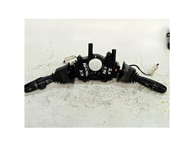 Recambio de mando multifuncion para chevrolet tacuma (2005) 2.0 cdx [2,0 ltr. - 90 kw cat] referencia OEM IAM 4M28  