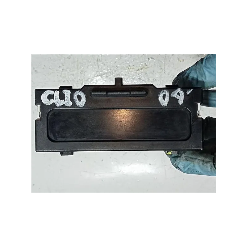 Recambio de reloj horario para renault clio iii (2005) 1.1 75 cv referencia OEM IAM 8200380298  