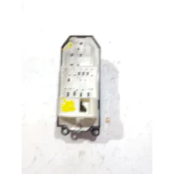 Recambio de botonera puerta delantera izquierda para toyota yaris (_p13_) 1.4 d (nlp130_) referencia OEM IAM 0560H22  