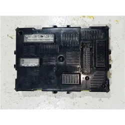 Recambio de caja fusibles/rele para renault clio iii (2005) 1.1 75 cv referencia OEM IAM 8200652285B 281187755C  