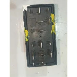 Recambio de caja reles para audi a6 berlina (4b2)(1997) 2.5 tdi referencia OEM IAM 5KG00656800  