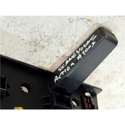 Recambio de mandos climatizador para ssangyong actyon (08.2006) 2.0 200 xdi [2,0 ltr. - 104 kw td cat] referencia OEM IAM 687003