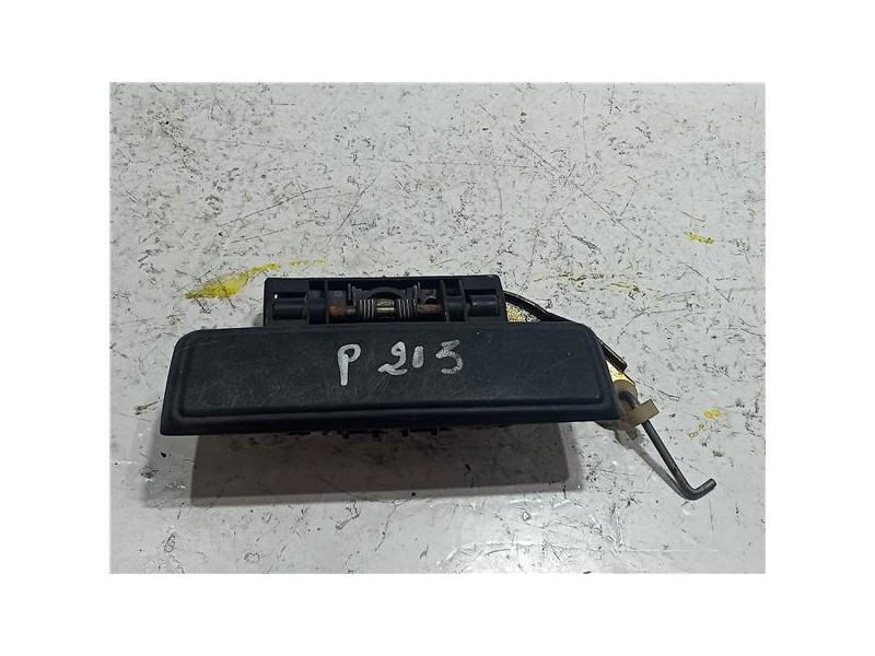 Recambio de manilla trasera izquierda para peugeot 205 berlina (02.1983) 1.8 diesel referencia OEM IAM RFC G 2  