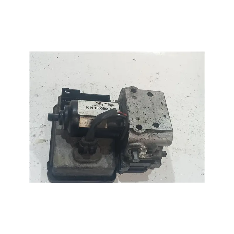 Recambio de nucleo abs para opel vectra b berlina (1995) 2.0 di 16v referencia OEM IAM 13039901  