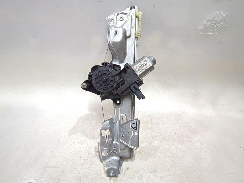 Recambio de mecanismo elevalunas trasero derecho para renault megane iv sedán 1.3 tce 140 (lvnb) referencia OEM IAM C42894  