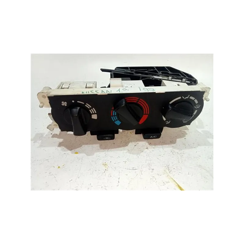 Recambio de mandos climatizador para nissan primera berlina (p11)(05.1996) 2.0 td referencia OEM IAM 7040230732  