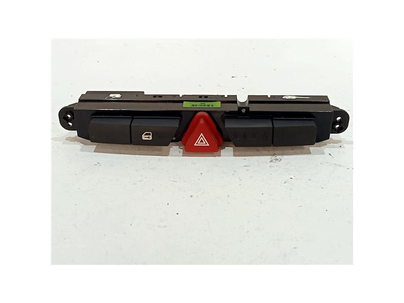 Recambio de interruptor luces emergencia para kia ceed (ed)(2006) 2.0 emotion [2,0 ltr. - 103 kw crdi] referencia OEM IAM 937001