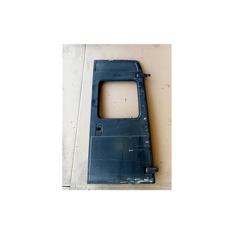 Recambio de porton trasero derecho para seat trans 0.9 referencia OEM IAM   