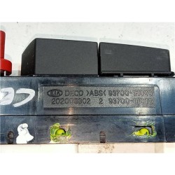 Recambio de interruptor luces emergencia para kia ceed (ed)(2006) 2.0 emotion [2,0 ltr. - 103 kw crdi] referencia OEM IAM 937001