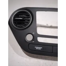 Recambio de embellecedor consola central para hyundai i10 ii (ba, ia) 1.0 referencia OEM IAM 84740B4000  