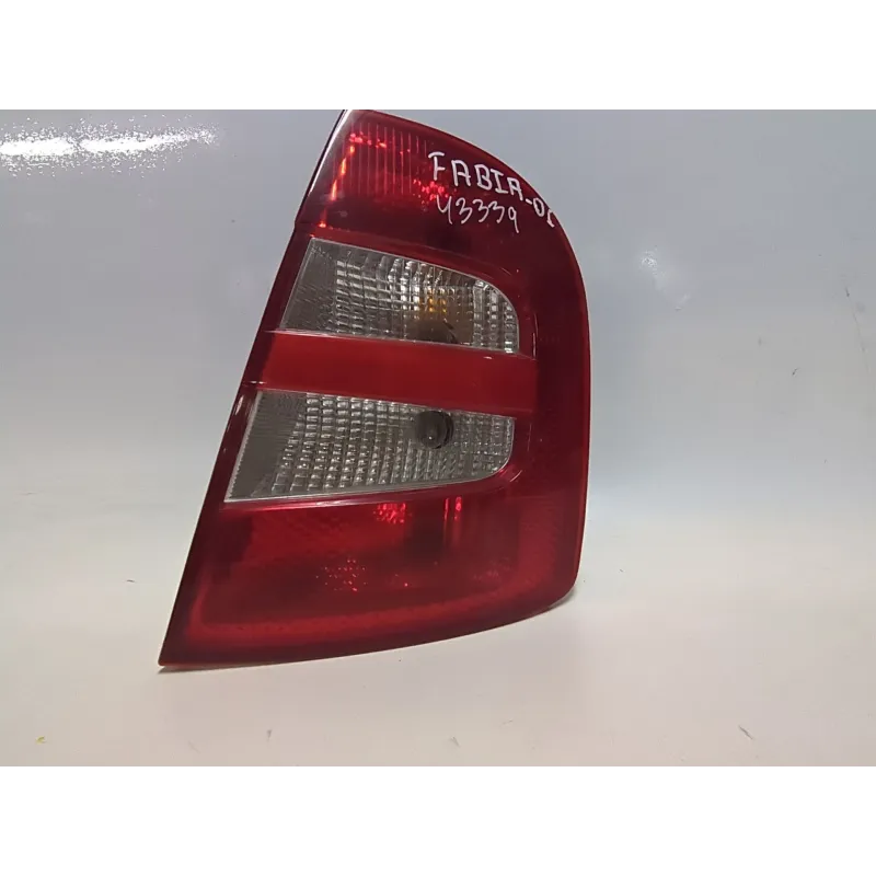 Recambio de piloto trasero derecho para skoda fabia (6y2/6y3)(01.2000) 1.9 tdi referencia OEM IAM XU3X13404AB  